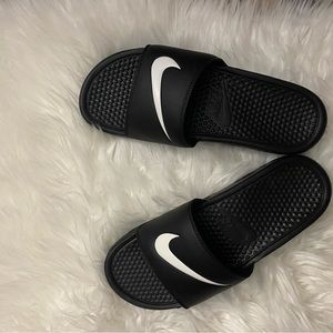 men's nike flip flops size 11 us